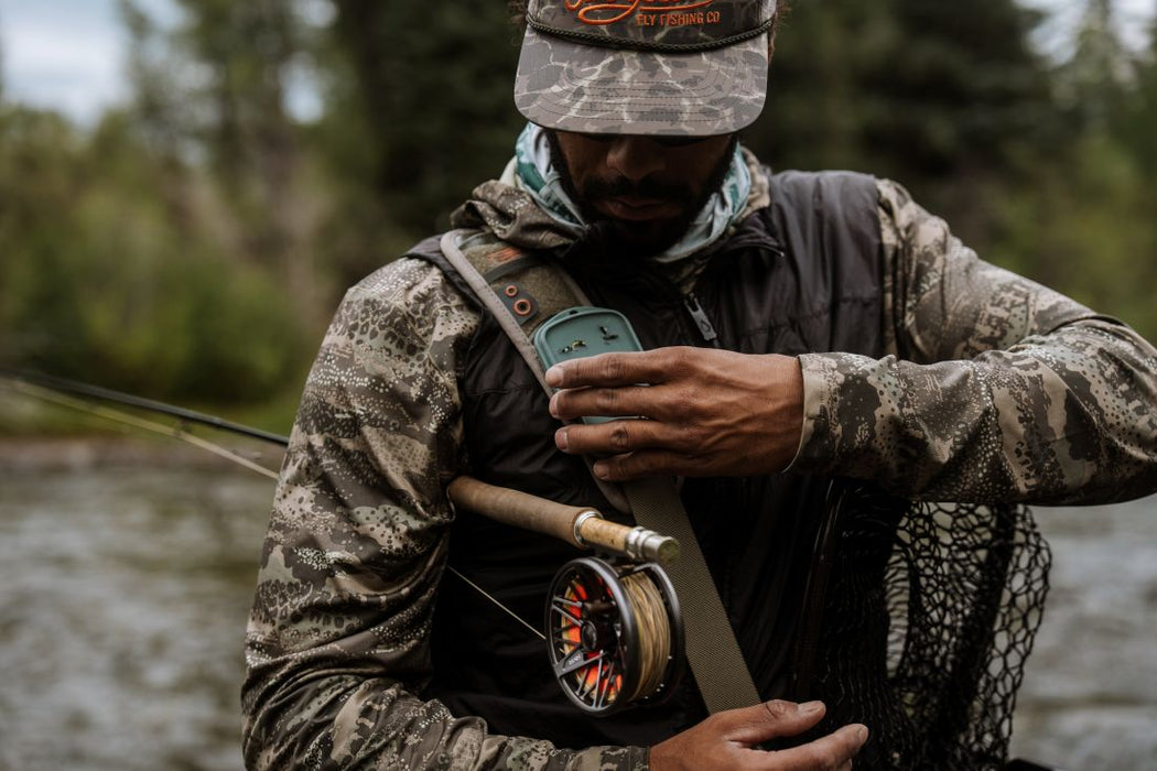 Fishpond Tacky Grande Fly Dock- MagPad